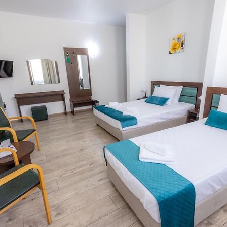 Hotel Sir Lujerului Бухарест Экстерьер фото