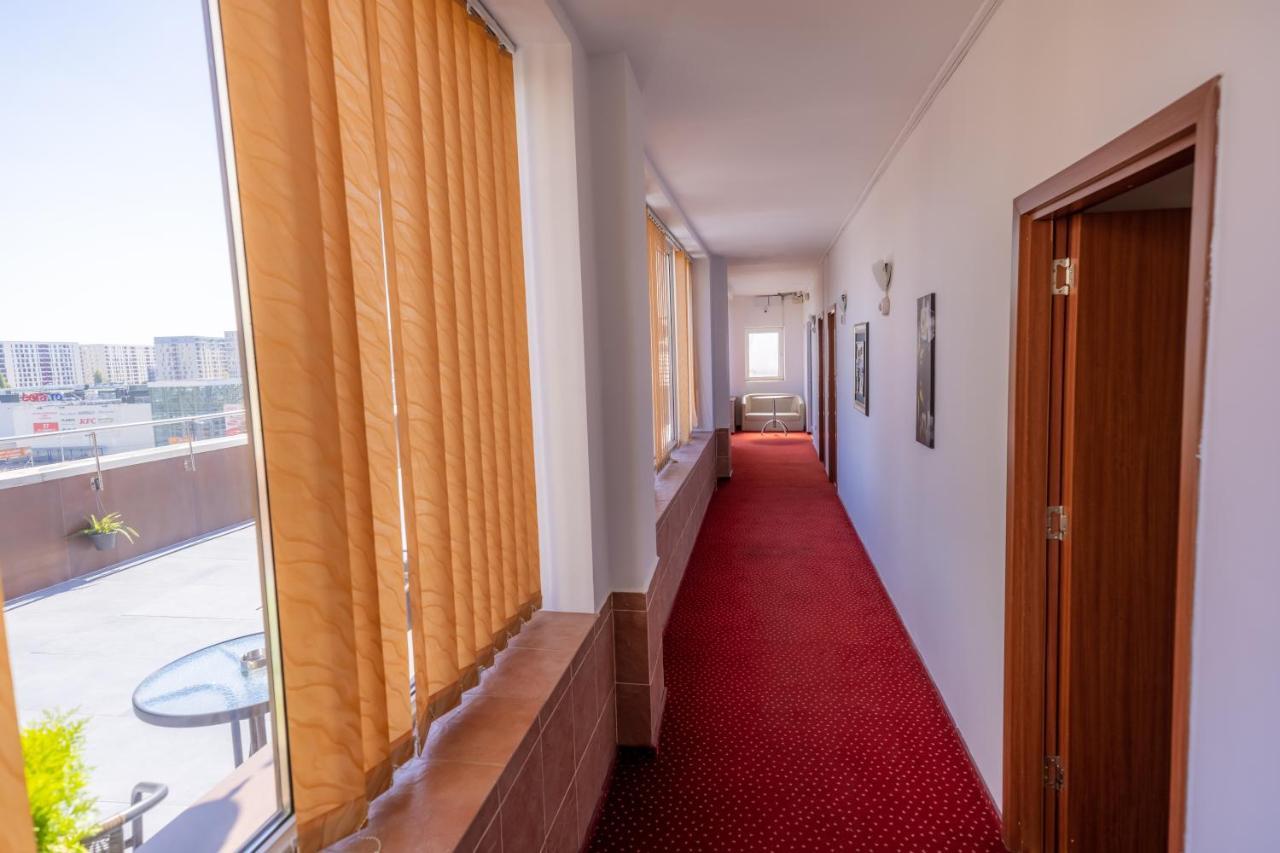 Hotel Sir Lujerului Бухарест Экстерьер фото