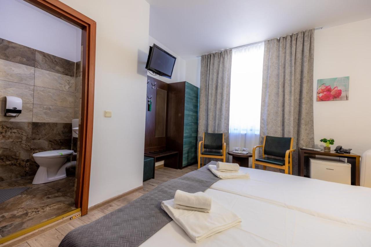 Hotel Sir Lujerului Бухарест Экстерьер фото