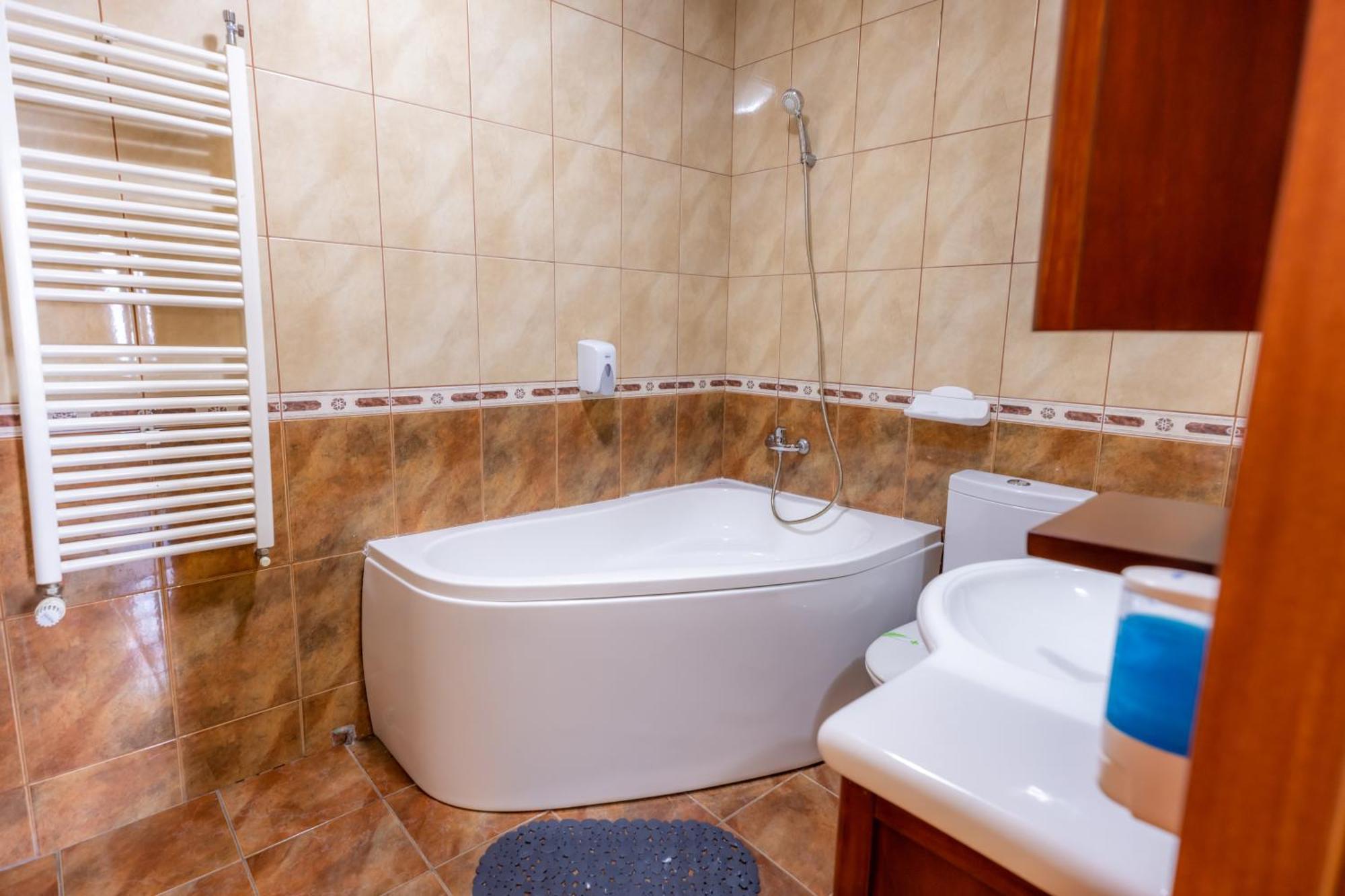 Hotel Sir Lujerului Бухарест Экстерьер фото